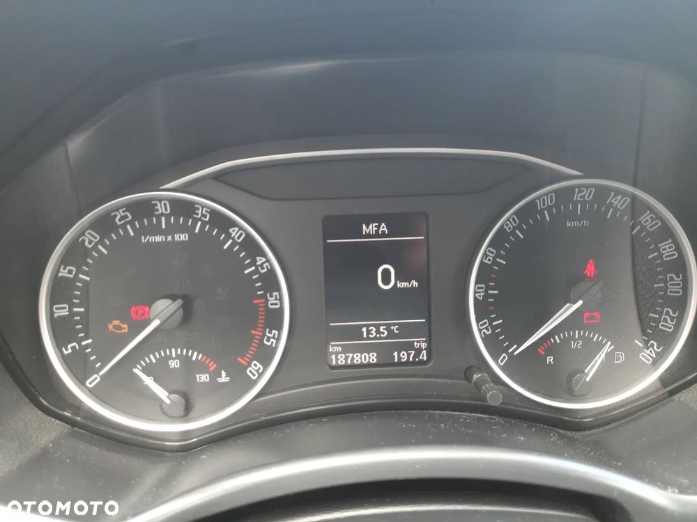 Skoda Octavia 1.6 TDI DPF Ambition Green tec - 10