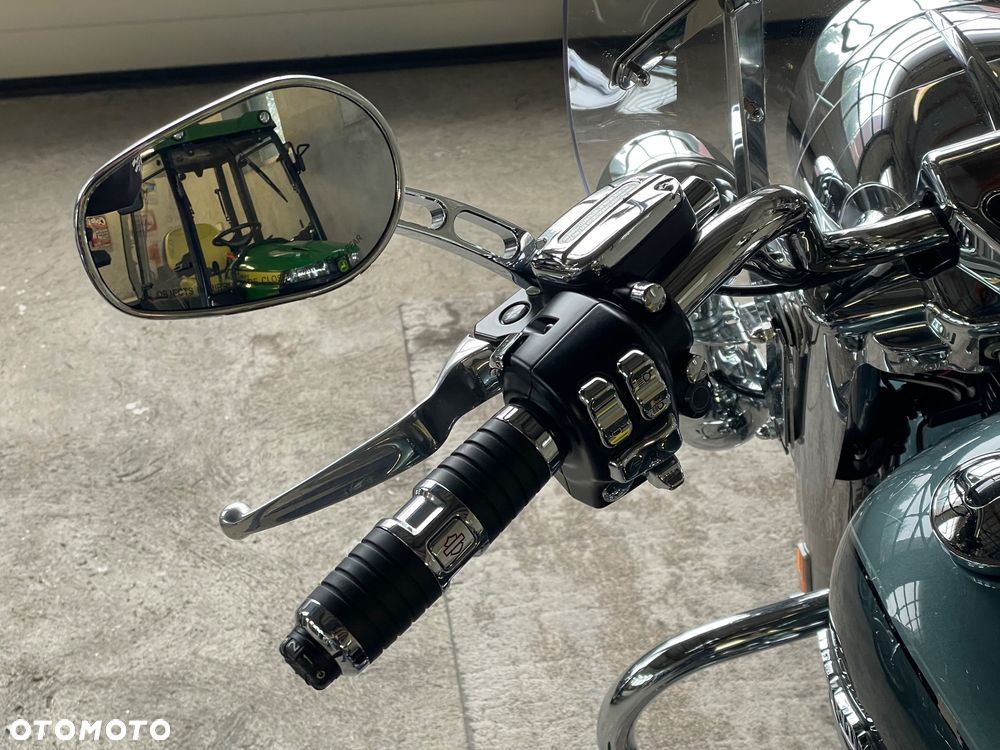 Harley-Davidson Touring Road King - 8