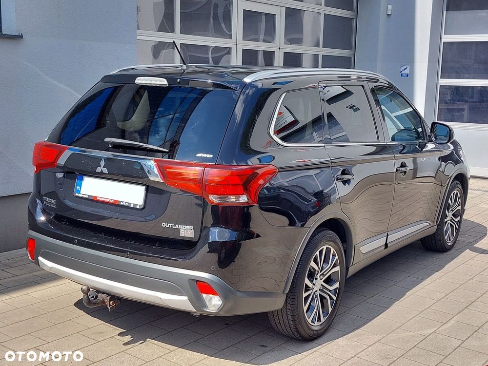 Mitsubishi Outlander - 5