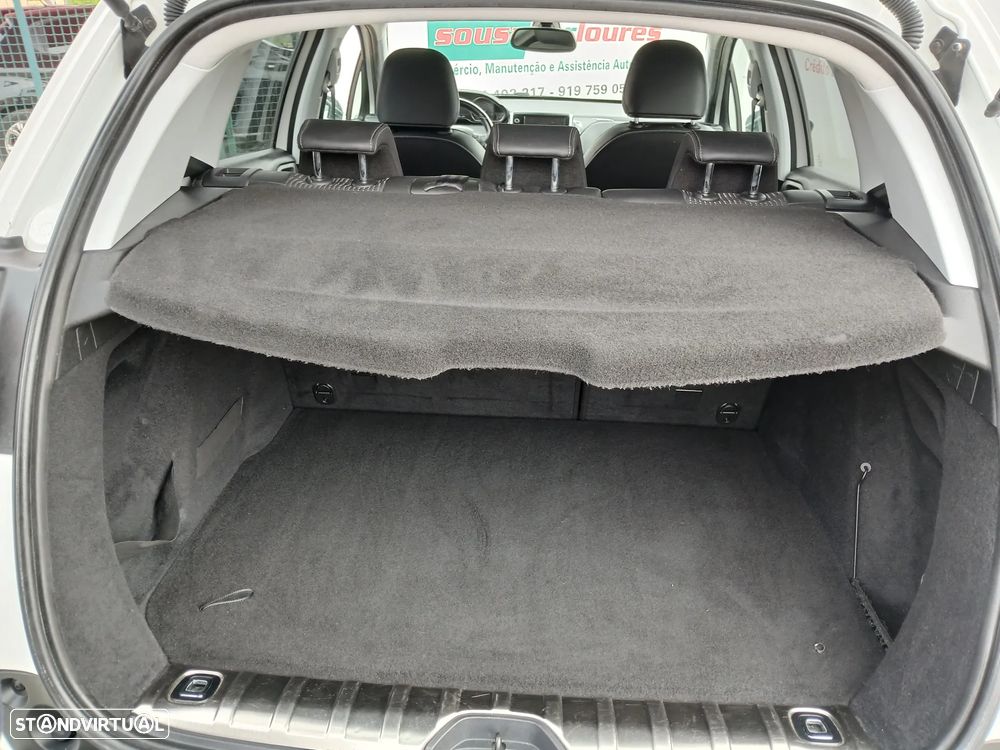 Peugeot 2008 1.2 PureTech Style - 30