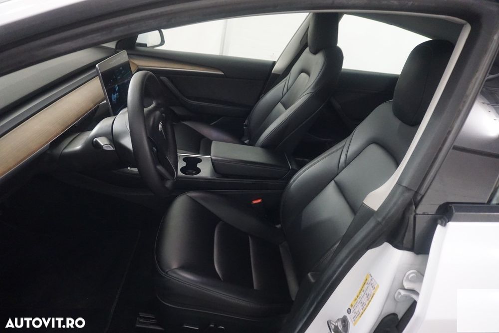 Tesla Model 3 Langstreckenbatterie Allradantrieb Dual Motor - 9