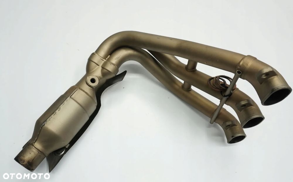 TRIUMPH TRIDENT 660 21- KOLEKTOR WYDECHOWY - 2