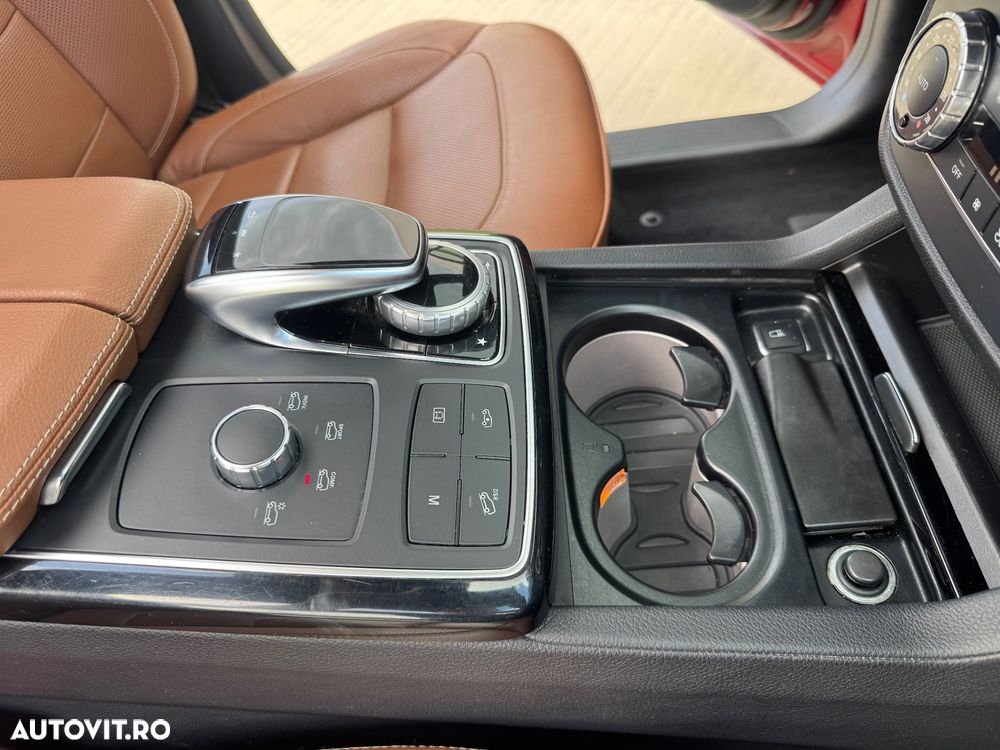 Mercedes-Benz GLE 350 d 4MATIC 9G-TRONIC AMG Line - 25