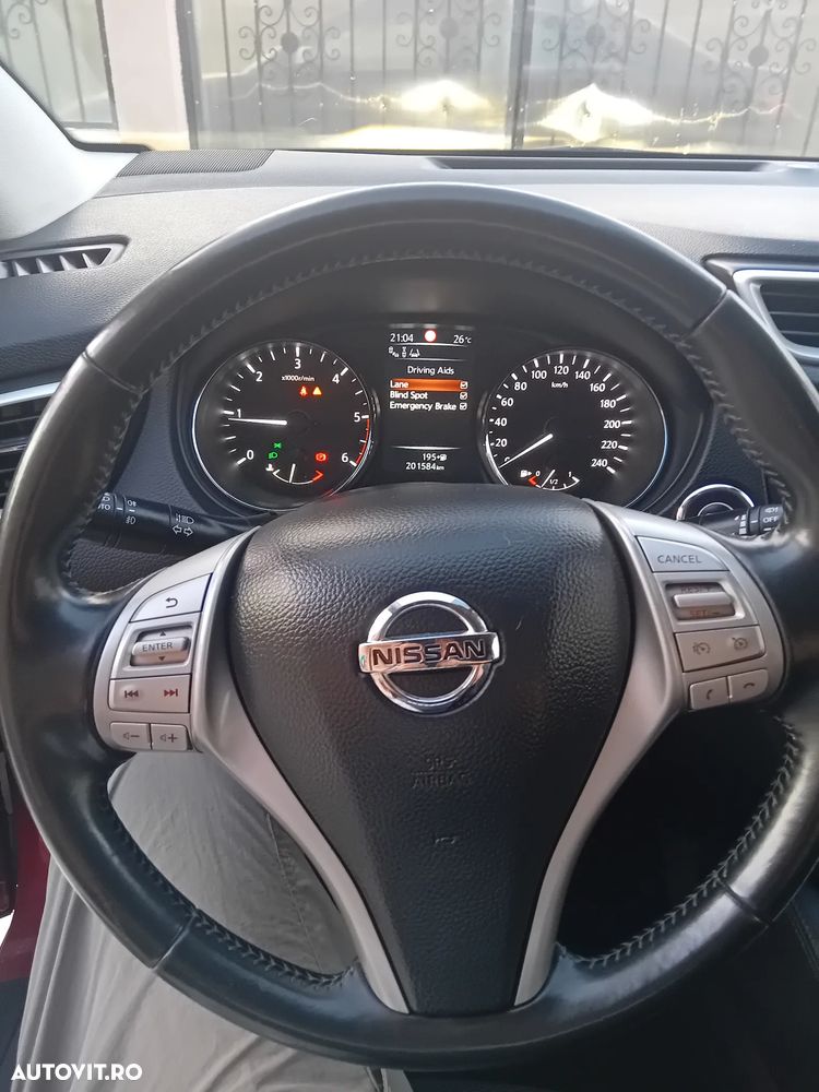 Nissan Qashqai 1.5 DCI Start/Stop Tekna - 16