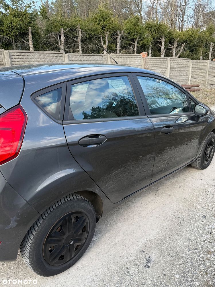 Ford Fiesta 1.25 Ambiente - 7