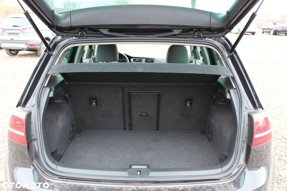 Volkswagen Golf 2.0 BlueTDI Highline - 24