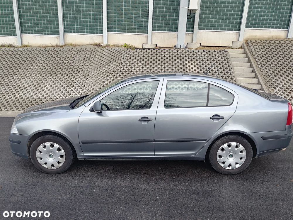 Skoda Octavia 1.6 Tour Classic - 7
