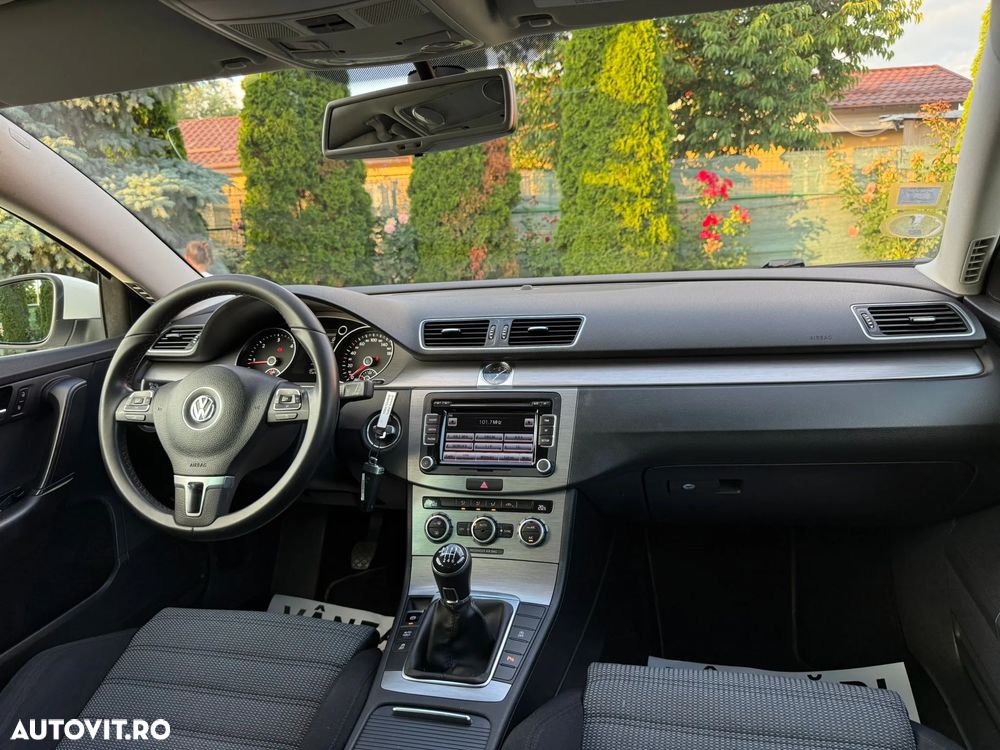 Volkswagen Passat 2.0 TDI DPF BlueMotion Technology Sportline - 7