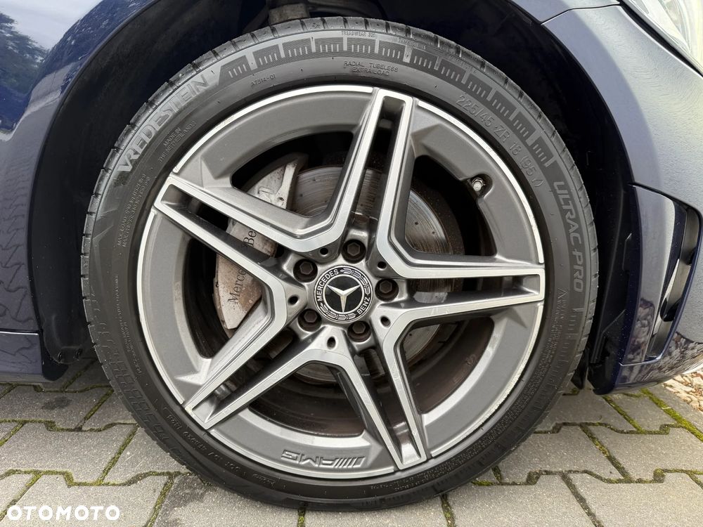 Mercedes-Benz Klasa C 200 d 9G-TRONIC AMG Line - 37