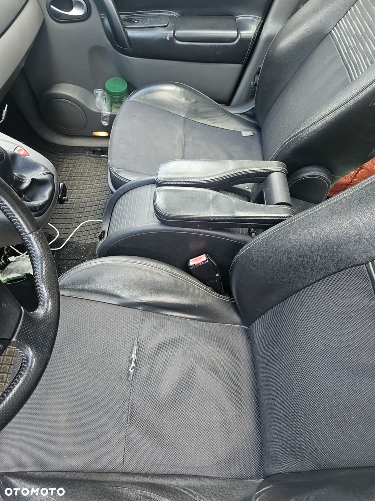 Renault Grand Scenic - 7