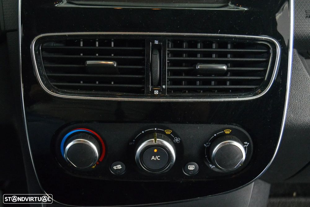 Renault Clio Sport Tourer 0.9 TCE Limited - 42