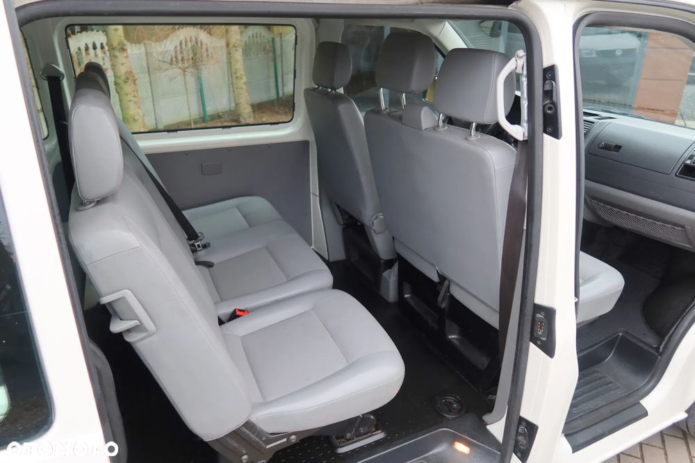 Volkswagen Transporter - 16