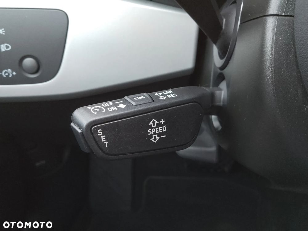 Audi A4 Limousine 35 TFSI mHEV S Line S tronic - 27