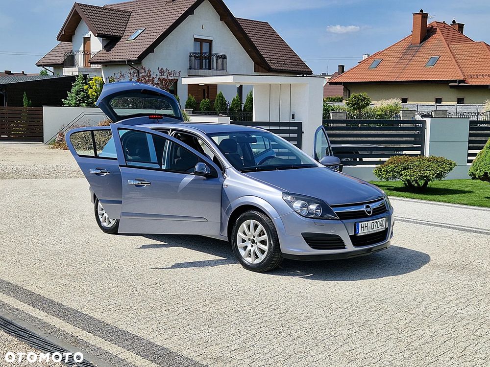 Opel Astra 1.6 Essentia - 6