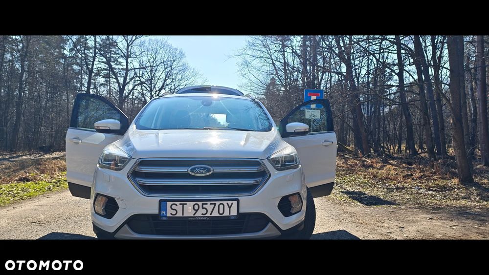 Ford Kuga - 2