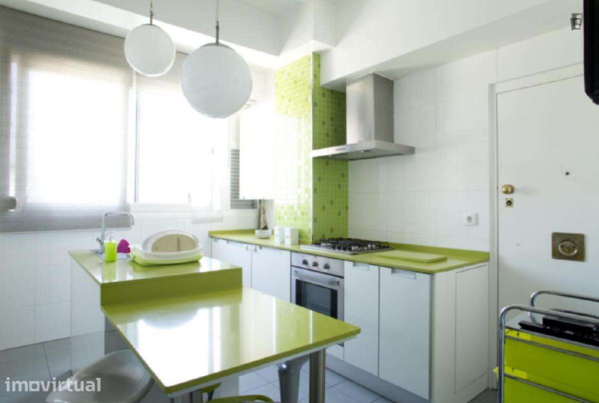 Quarto - localizado em Alvalade Lisbon - Grande imagem: 4/9