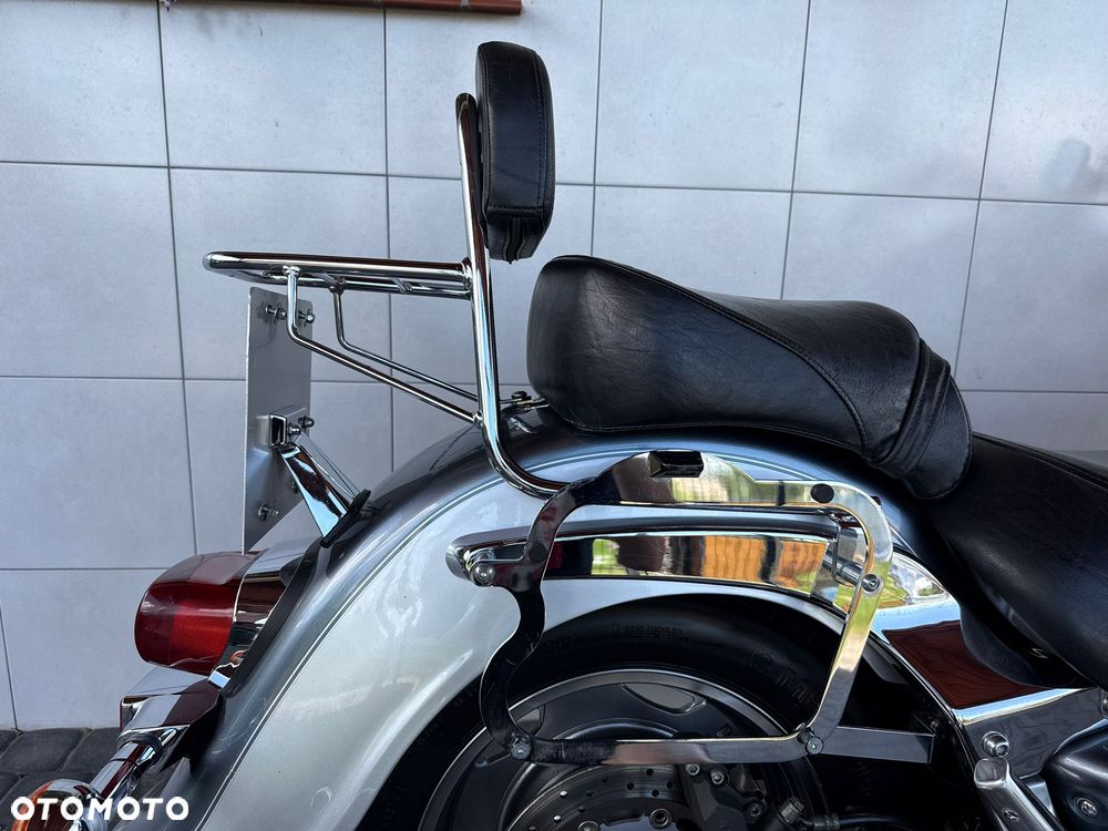 Suzuki Intruder - 35