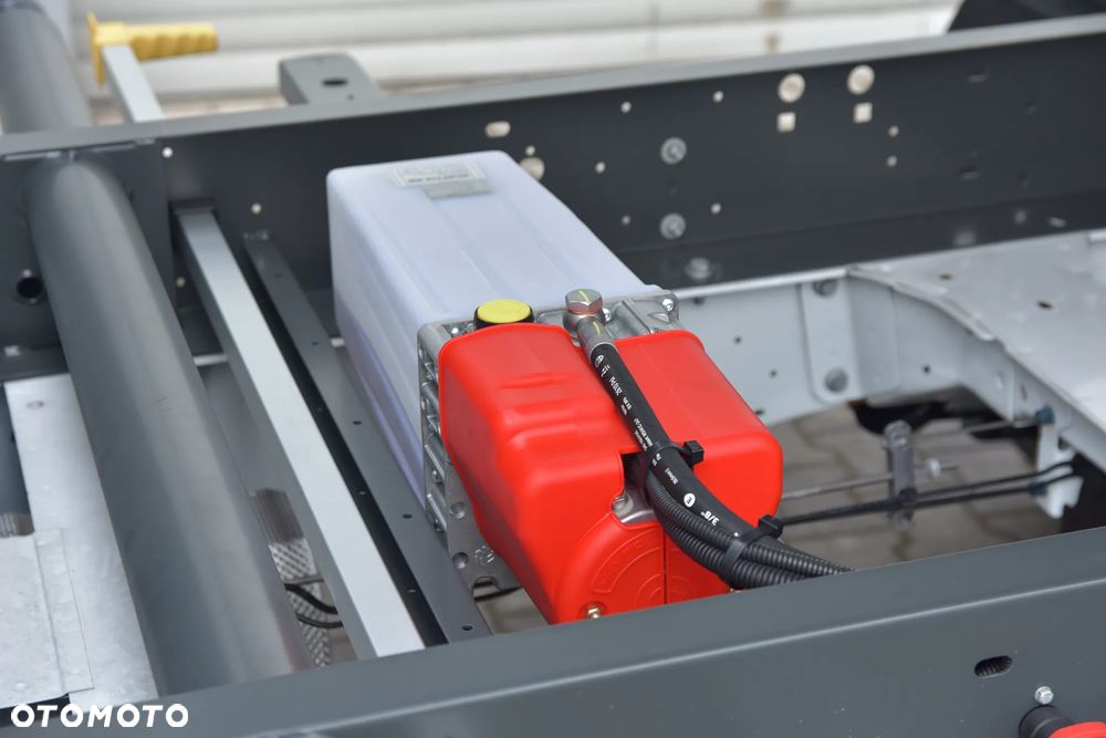 Ford Transit 2.0 EcoBlue 165KM M6 RWD TREND 350 WYWROTKA PODWÓJNA KABINA - 11