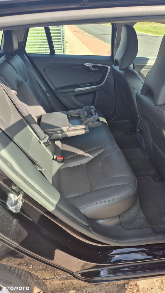 Volvo V60 D2 - 17