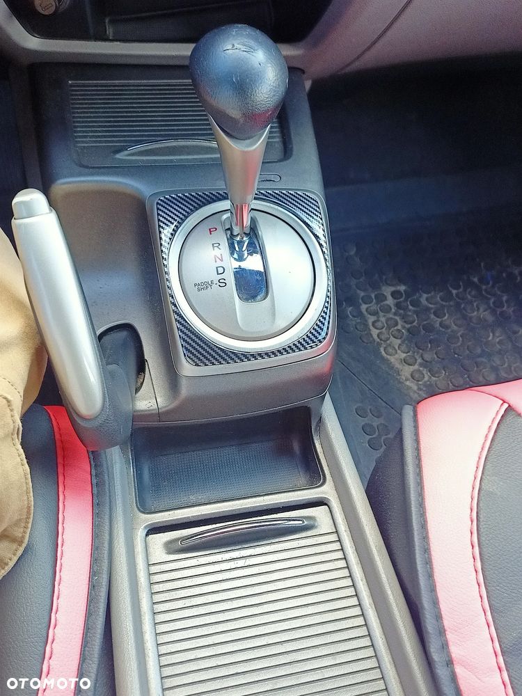 Honda Civic 1.8 Executive - 4