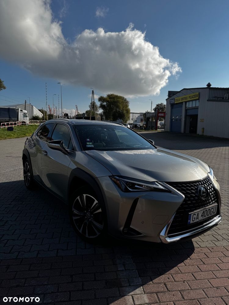 Lexus UX 200 GPF Business 2WD - 1