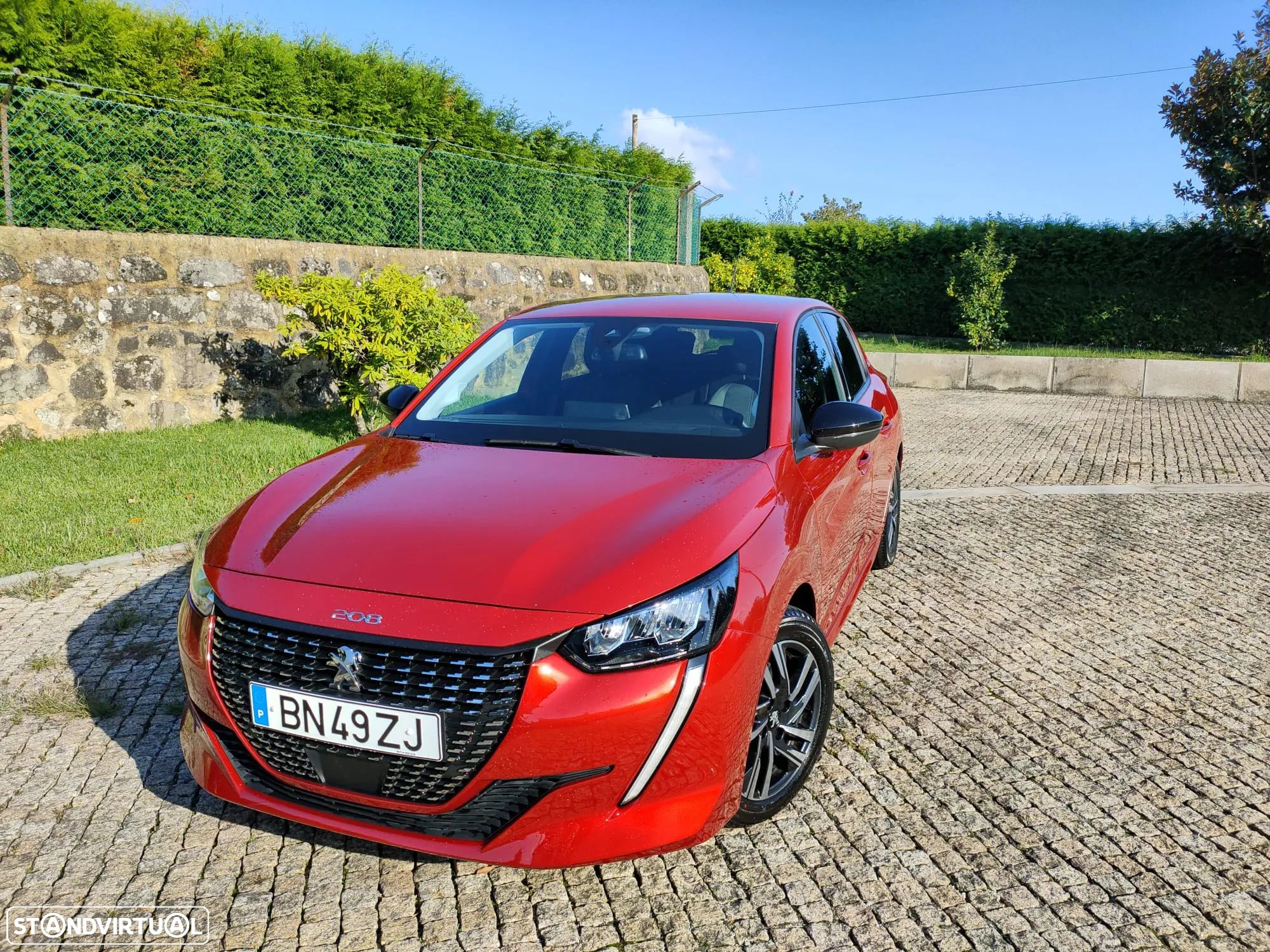 Peugeot 208 1.2 PureTech Allure - 1