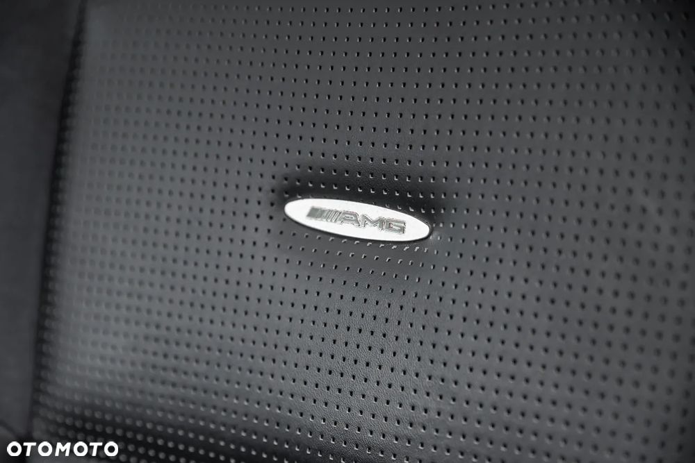 Mercedes-Benz ML 63 AMG 4Matic 7G-TRONIC 10th Anniversary - 12