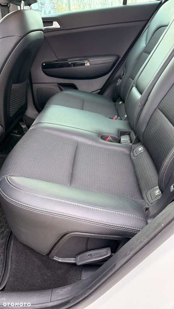 Kia Sportage 1.6 T-GDI L Business Line 4WD DCT - 22