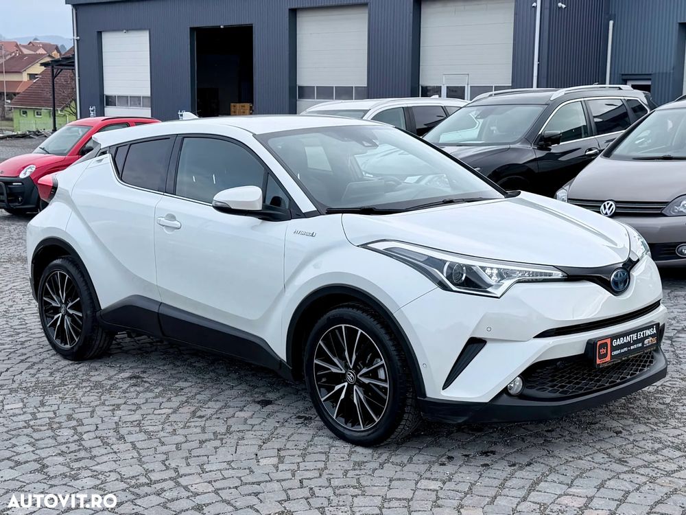 Toyota C-HR Lounge - 2