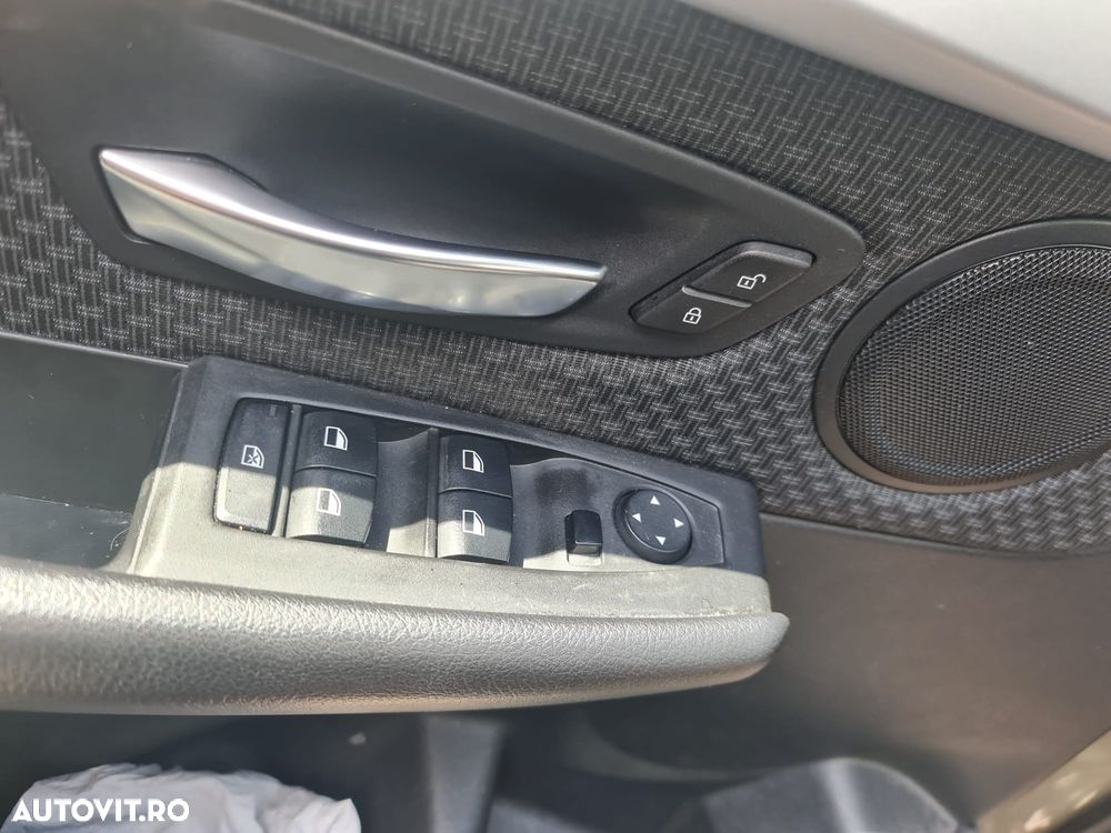 BMW Seria 2 216d Advantage - 4