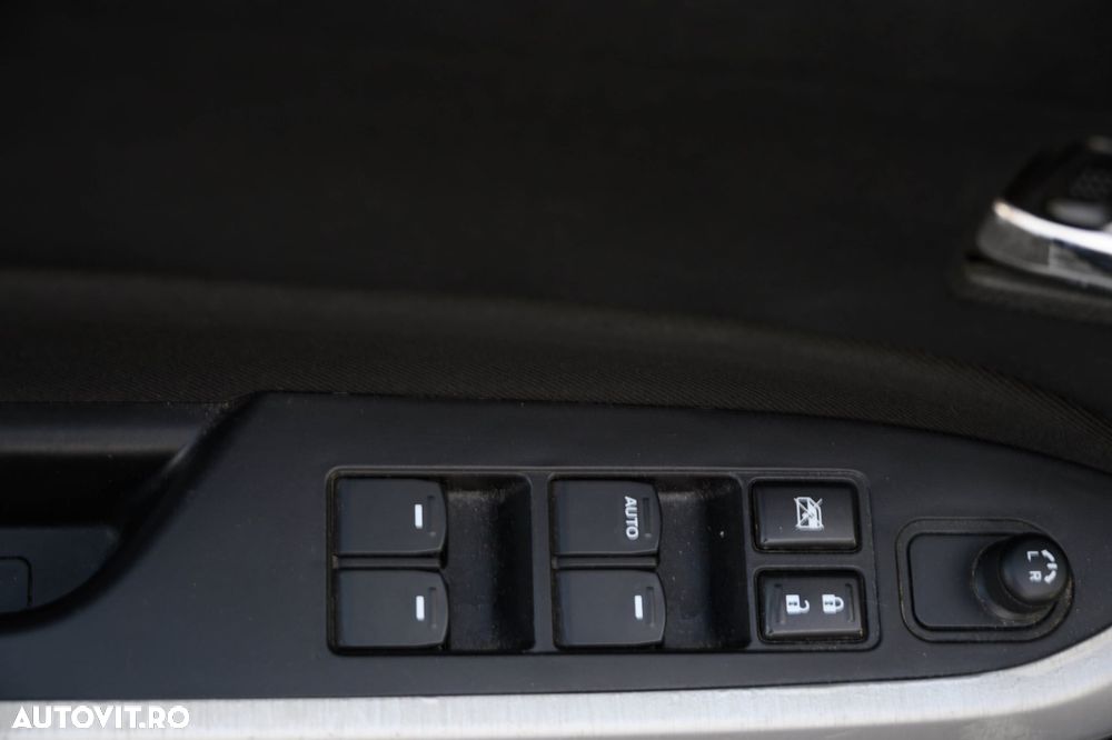 Suzuki Vitara 1.6 4X4 Passion - 8