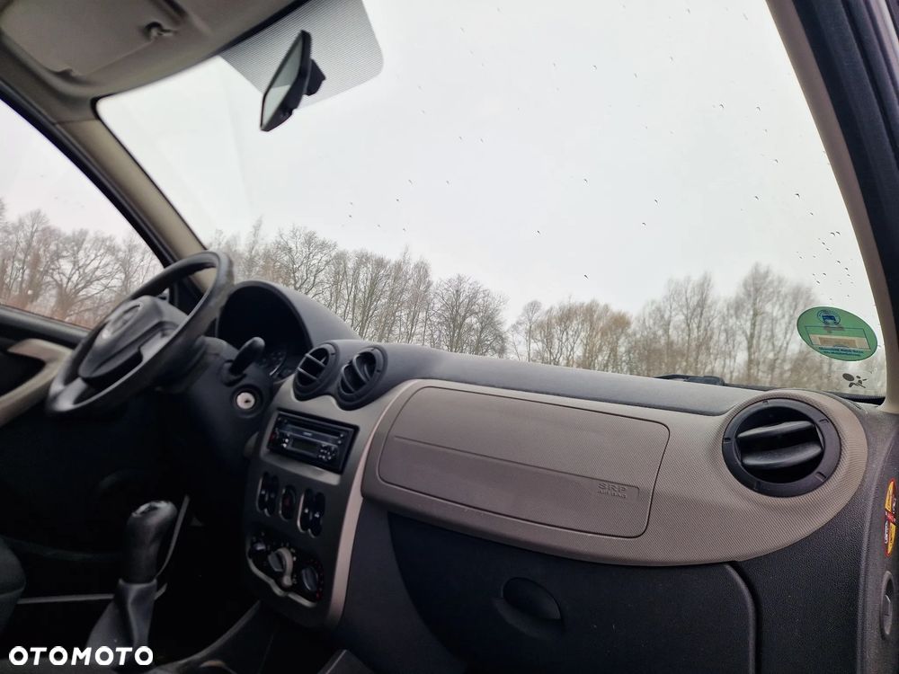 Dacia Sandero - 2