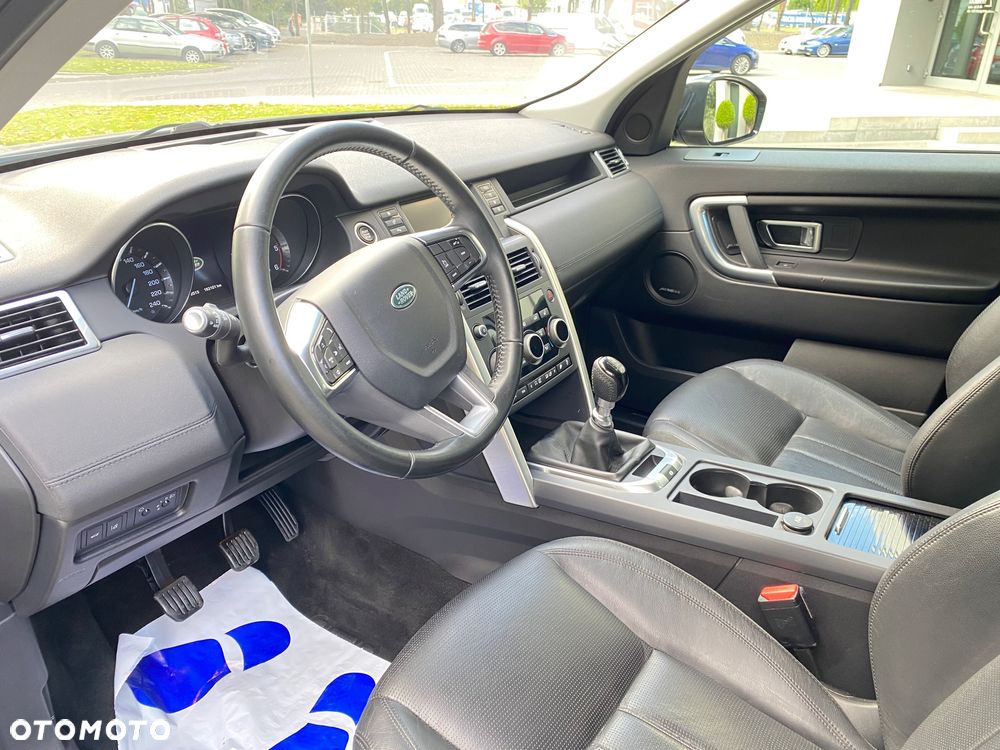 Land Rover Discovery Sport 2.0 TD4 HSE Luxury - 24