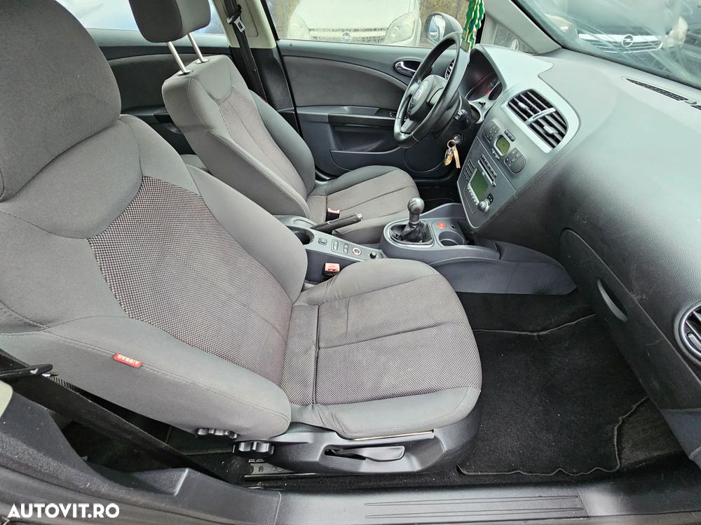 Seat Leon 2.0 TDI DPF Style - 7