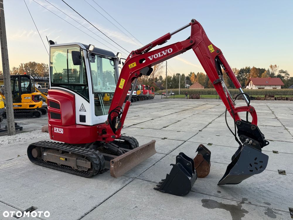 Volvo ECR25D - 6