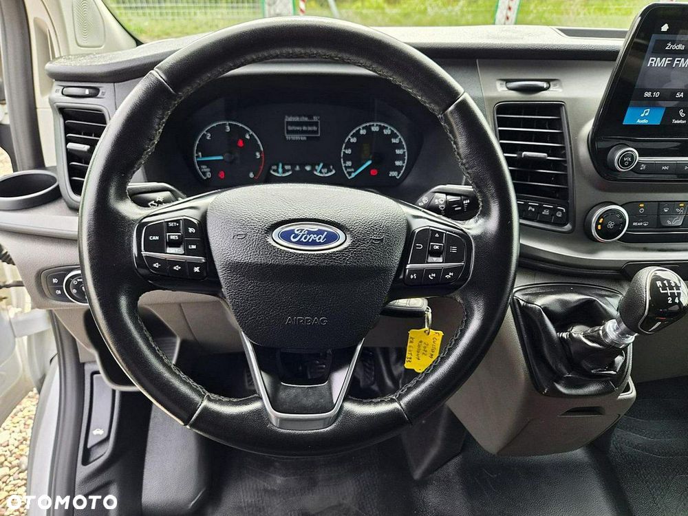 Ford Transit Custom - 8