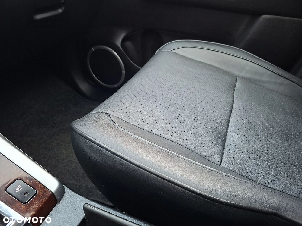 Suzuki Grand Vitara 2.0 De luxe - 10