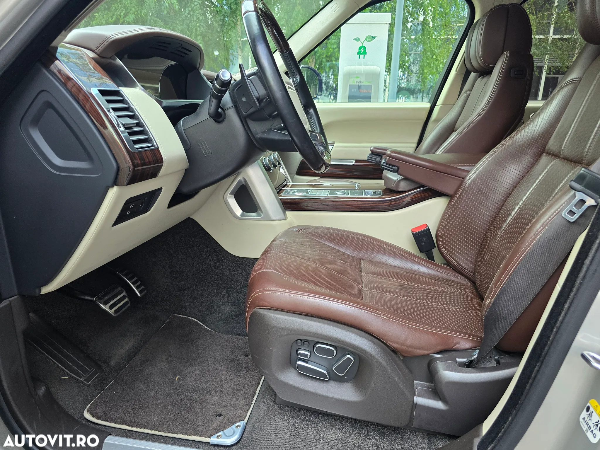 Land Rover Range Rover 4.4 I SDV8 Autobiography - 14
