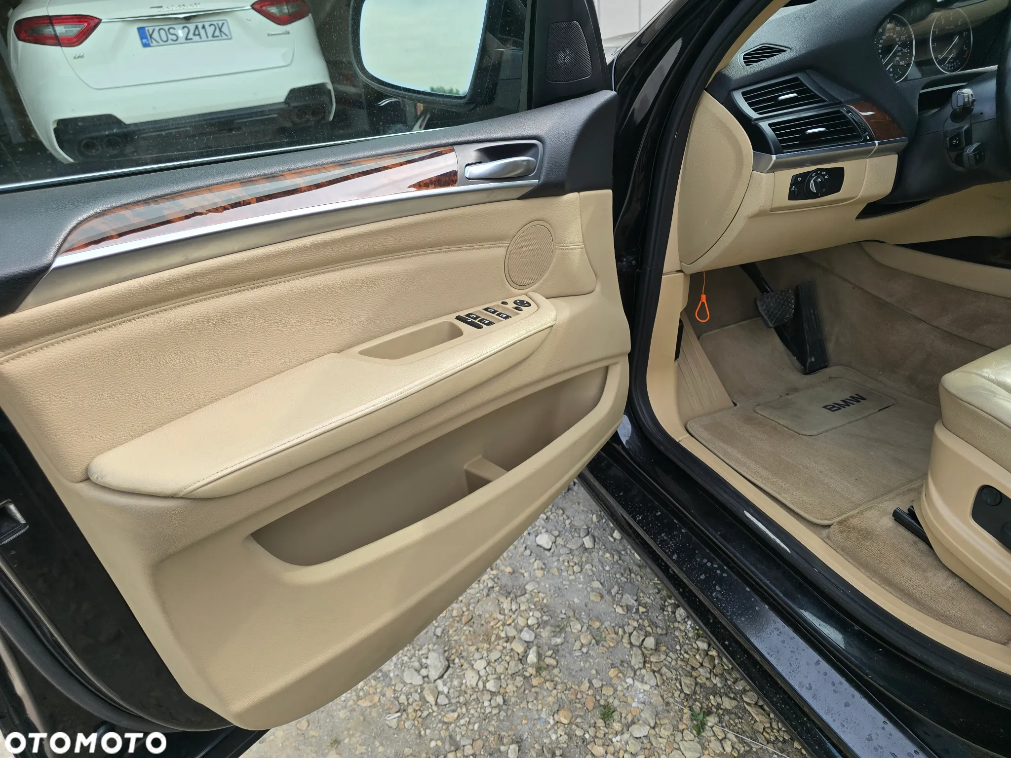 BMW X5 xDrive35i - 11