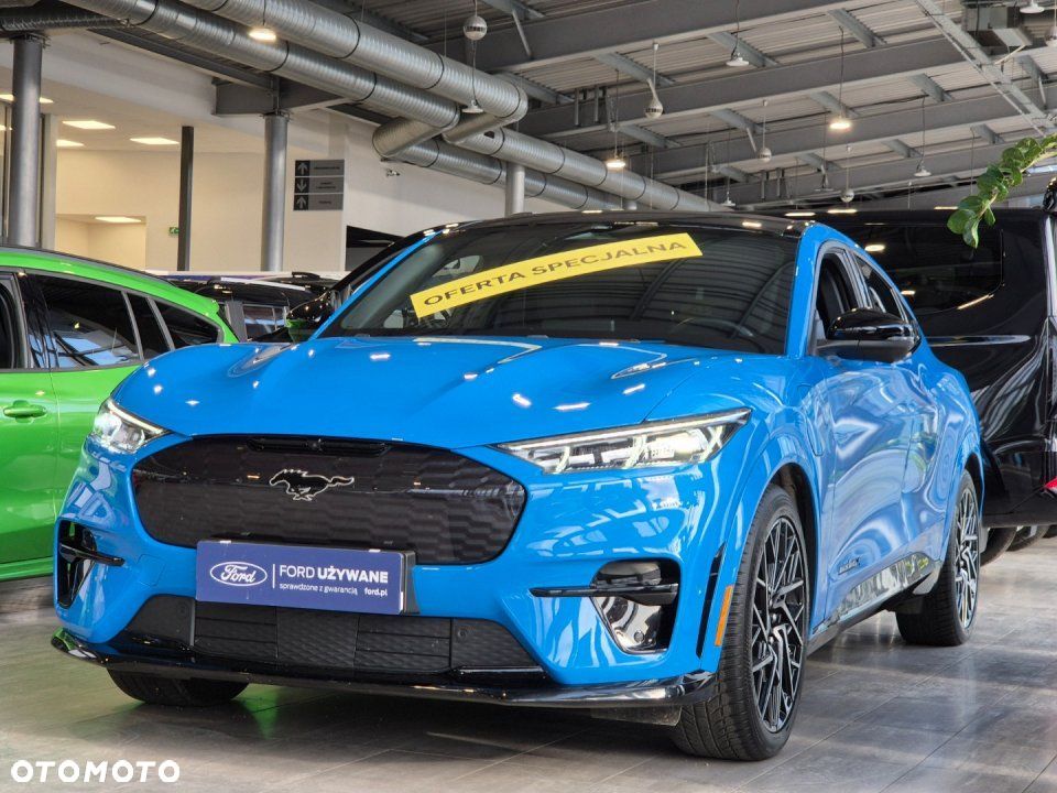 Ford Mustang Mach-E - 15