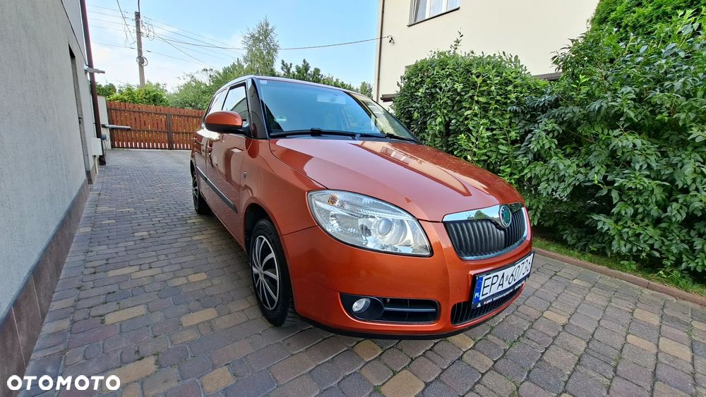Skoda Fabia 1.2 HTP Cool Colour Edition - 1