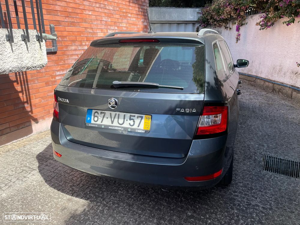 Skoda Fabia Break 1.0 TSI Ambition - 4