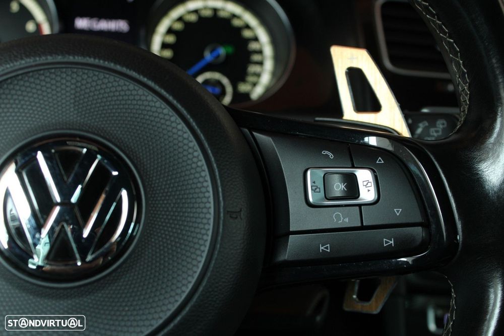 VW Golf R 2.0 TSI OPF 4Motion DSG - 34