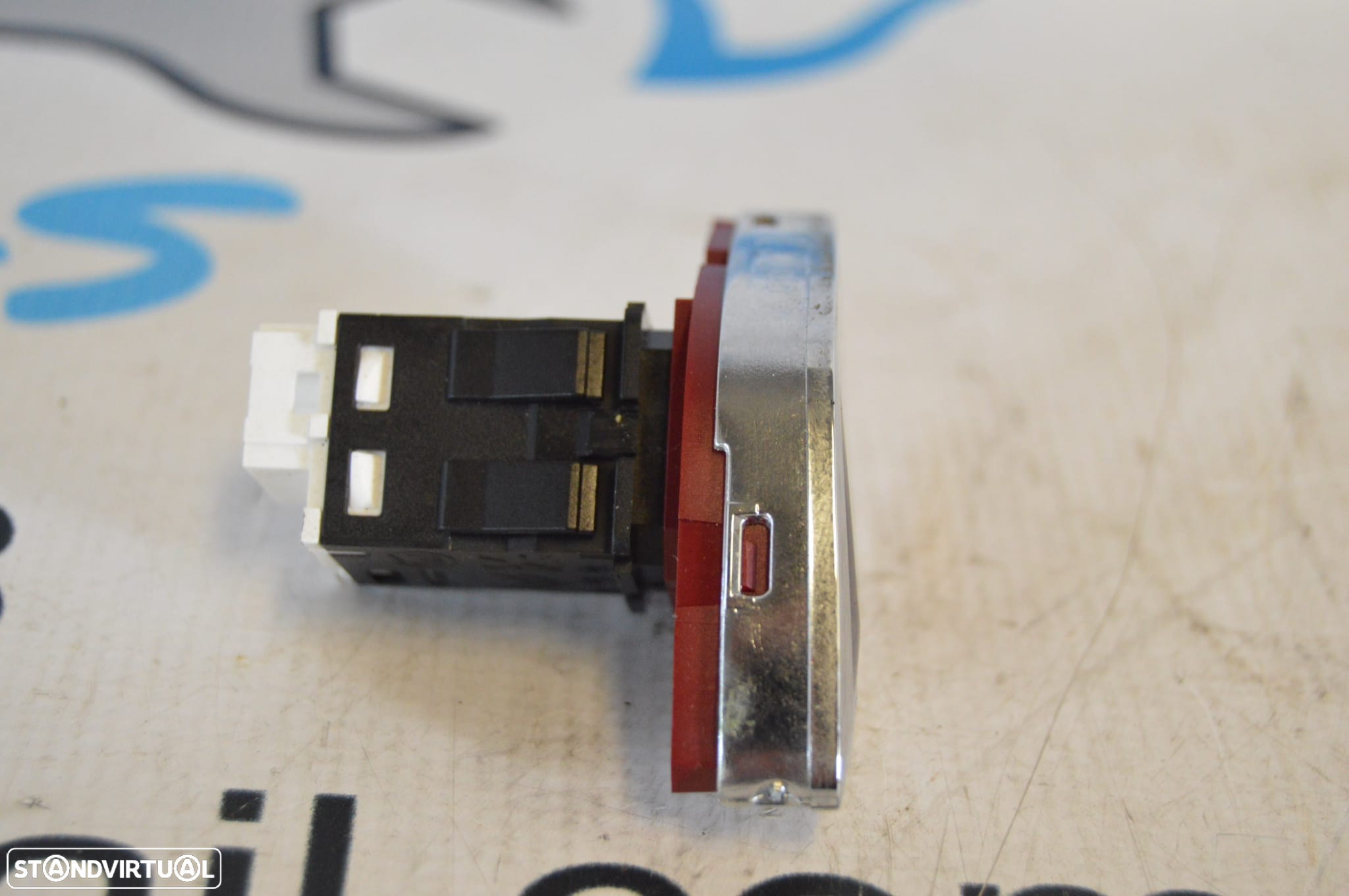 INTERRUPTOR SWITCH COMANDO COMUTADOR BOTÃO LUZ LUZES EMERGENCIA 4 QUATRO PISCAS PISCA URGENCIA 966699617 966699617KR 3385310102 33853101 CITROEN DS3 DS 3 SA - 2