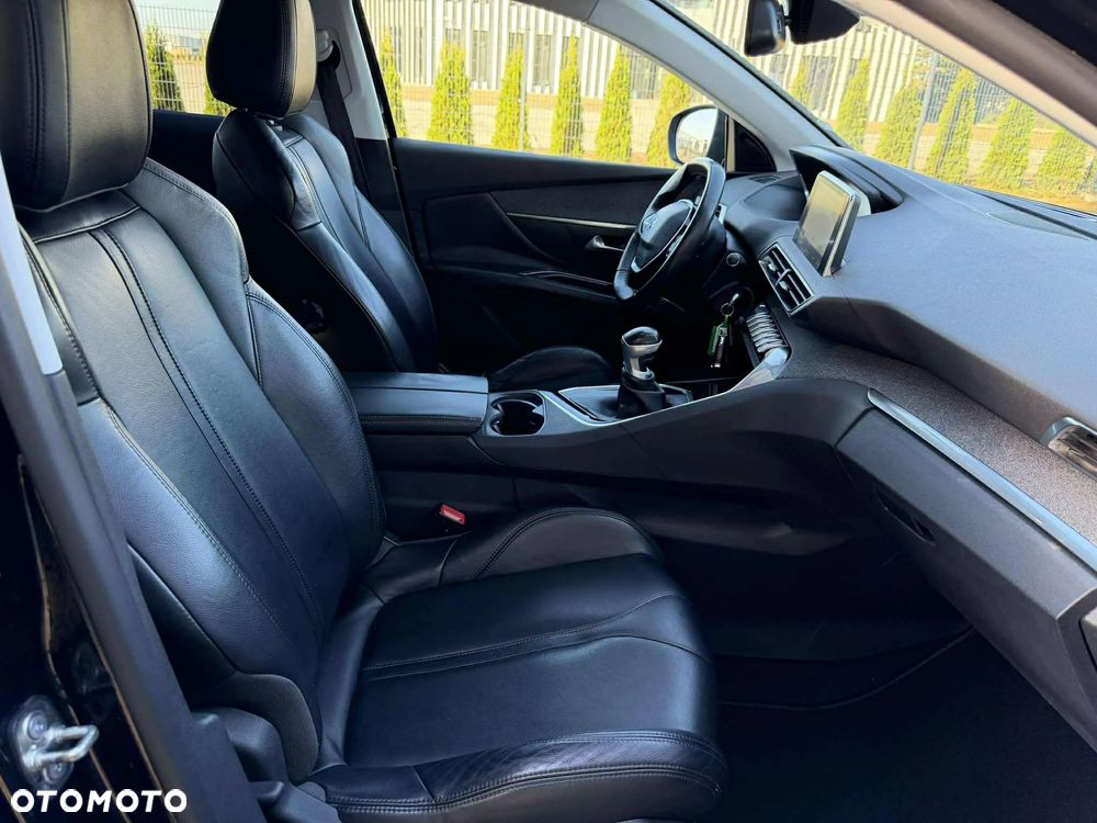 Peugeot 3008 1.6 BlueHDi Allure S&S - 23