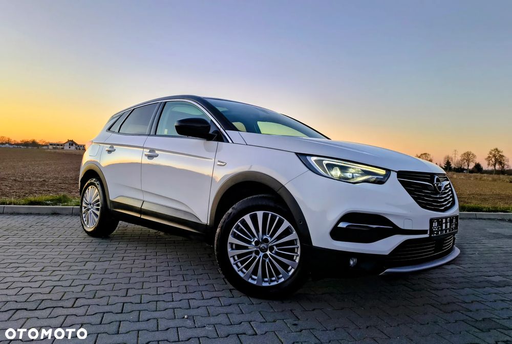 Opel Grandland X 1.2 Start/Stop Automatik Business INNOVATION - 2