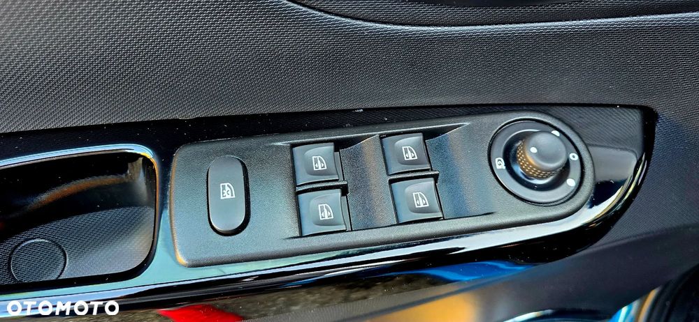 Renault Captur ENERGY dCi 90 Start&Stop Helly Hansen - 22