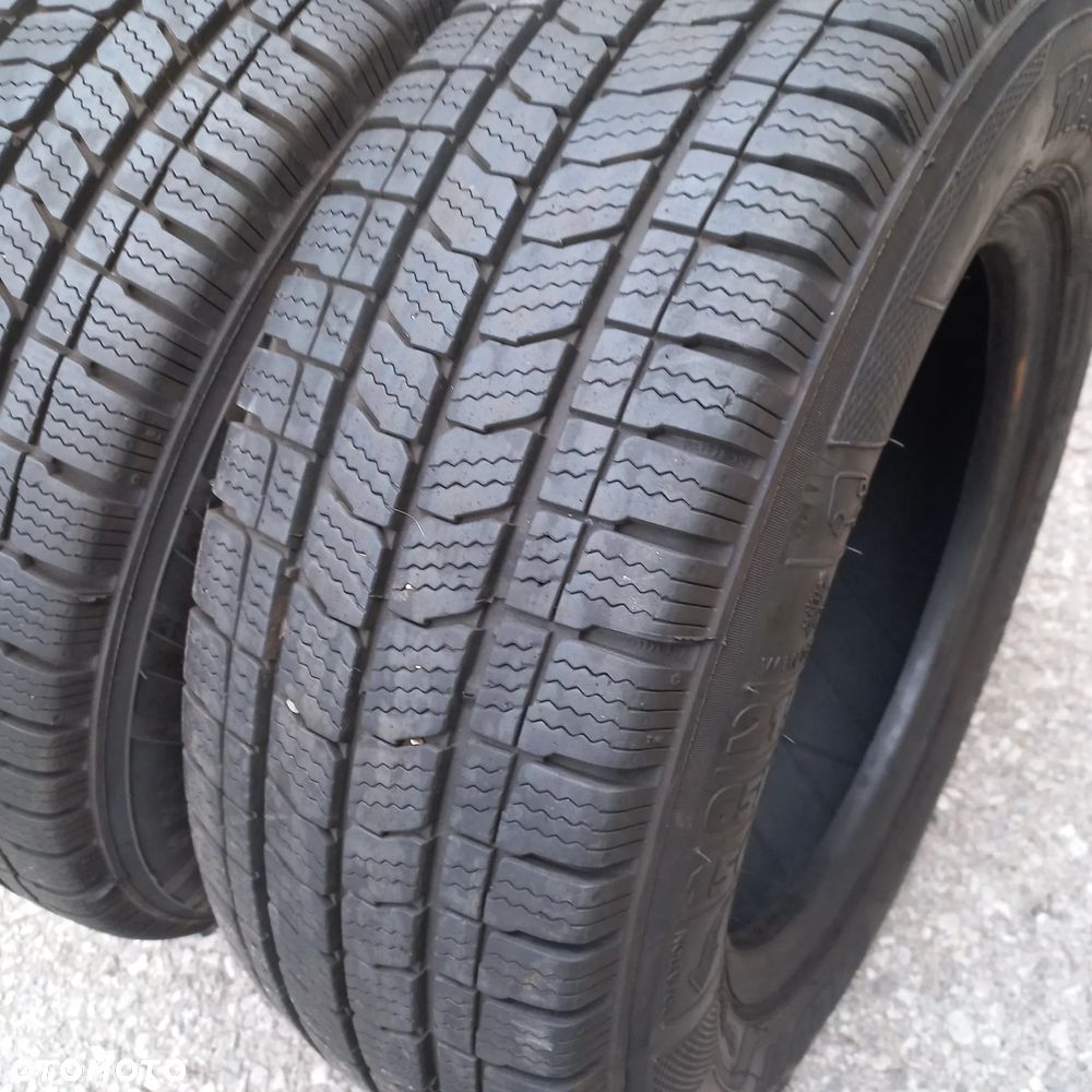 4 opony zimowe Kleber 215/65R15C 2022r i 2023r. bieżnik 6.5 i 8,5 mm / nie Michelin, Fulda, Dębica / - 13