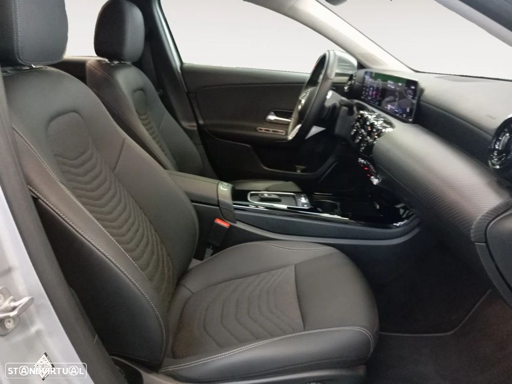 Mercedes-Benz A 200 Standard - 14