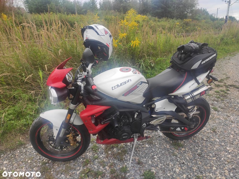 Triumph Street Triple - 22
